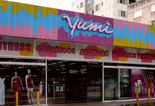 Fachada da Yumi Cosméticos na Av Lédio João Martins, Kobrasol, São José SC